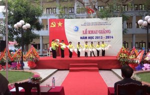 Lễ khai giảng năm học mới của Trường Trung cấp nghề Thương mại Du lịch Thanh Hóa năm 2013 - 2014